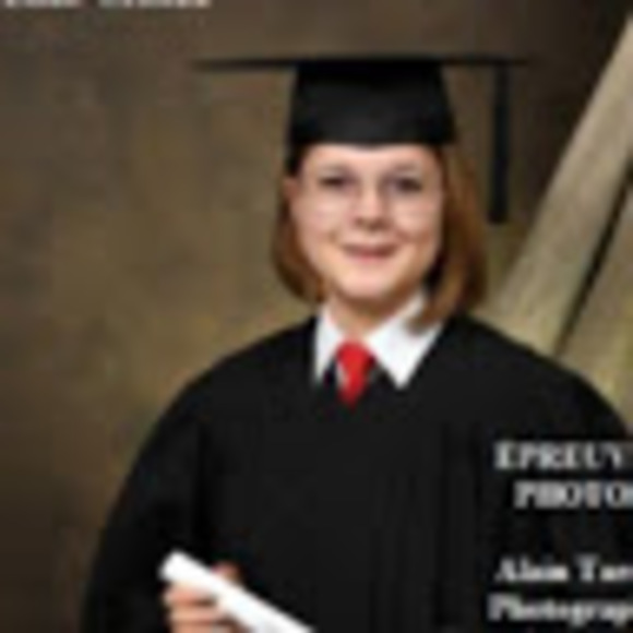 Meet your Posher, ÃloÃ¯se - Picture 1 of 1